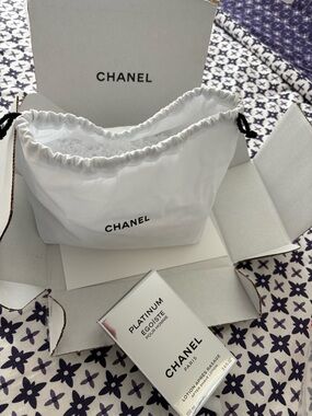 CHANEL White Drawstring Dust Bag with Platinum Egoiste Box